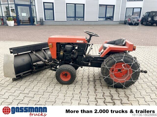 Sonstige Hako V 490 mit Schneeschild und Ketten