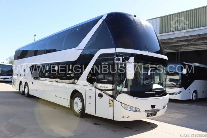 Motor coach Neoplan Skyliner L P06