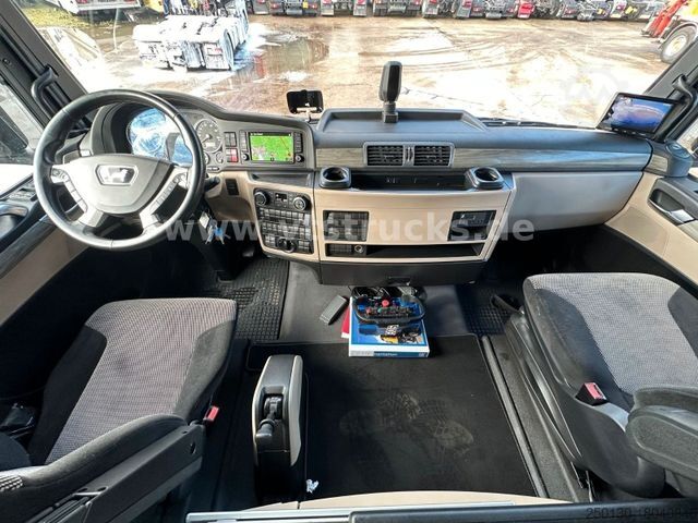 LKW mit Pritsche (offen) MAN TGX 35.460 8x4-4 BL Pritsche+HMF 1920K Ladekran