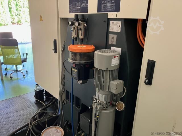 Vertikales Bearbeitungszentrum ZPS MCFV 1060