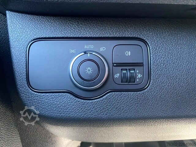 Hochdach-Kastenwagen mit langem Radstand Mercedes-Benz Sprinter 317 Mixto 5-Sitze.AHK-3,5t. ST