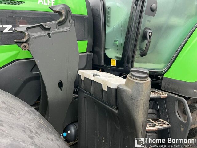 Traktor Deutz-Fahr 6215 RC Shift