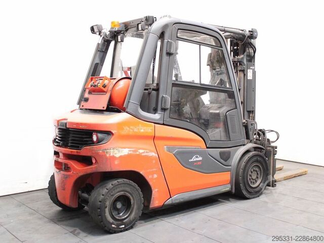 LPG Forklifts Linde H 35 T-01  1202