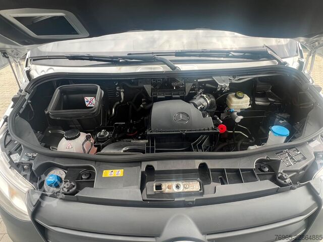 High top van MERCEDES-BENZ Sprinter 215 9G-TR HOCH+LANG KLIMA 3-SITZ KAMERA
