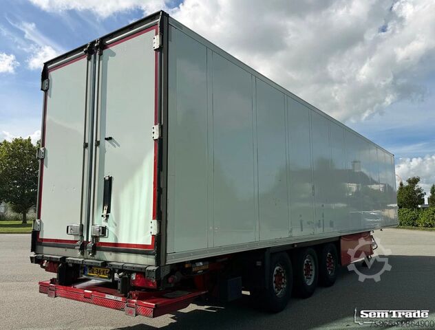 Kühlauflieger SCHMITZ CARGOBULL N/A SCB*S3B CARRIER VECTOR 1550 LIFT AXLE TAIL L