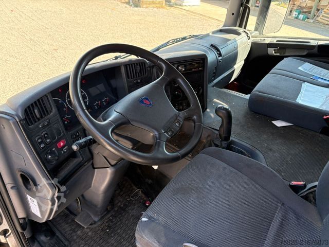 Standard tractor unit SCANIA P230    Schaltgetriebe