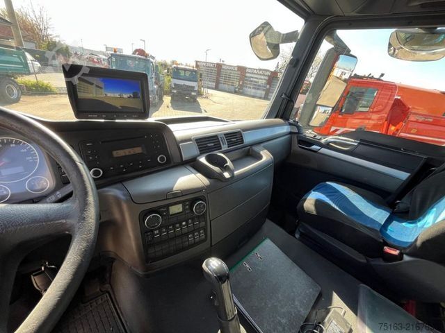 Vacuum tank truck MAN TG-S 26.360 6x2-2 BL Saug + Spülwagen Leistikow