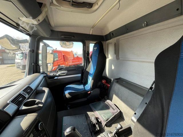 Vacuum tank truck MAN TG-S 26.360 6x2-2 BL Saug + Spülwagen Leistikow