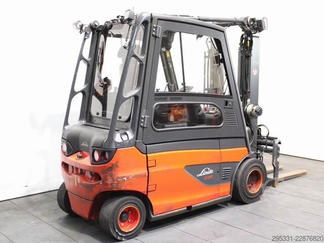 Electric 4-wheel forklift Linde E 25 L-01 387