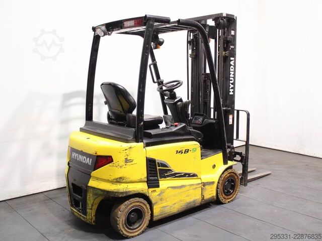 Electric 4-wheel forklift Hyundai 16 B-9
