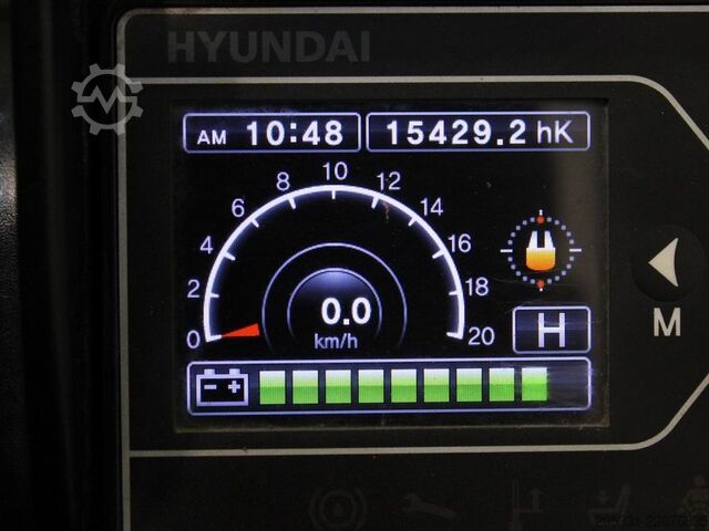 Electric 4-wheel forklift Hyundai 16 B-9