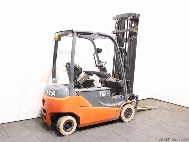 Electric 4-wheel forklift Toyota 8 FBMT 18