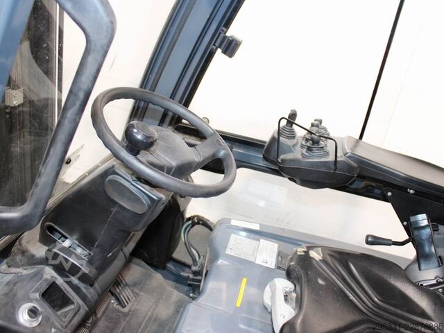 Electric 4-wheel forklift Toyota 8 FBM 20 T