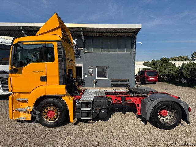 Volume tractor unit MAN 18.440 TGS LL