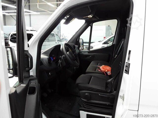 High top van Mercedes-Benz Sprinter 317 CDI Kasten,L2H2,MBUX,Kamera