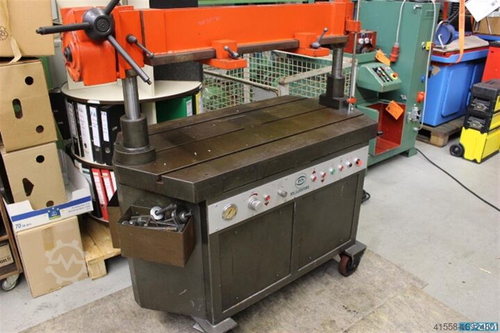 Spotting Press MILLUTENSIL BV 24