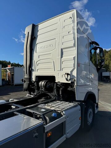 Chassis with cab Volvo FH 540 8x2*4, ADR, Chassi (ex. Gas tank-truck),...