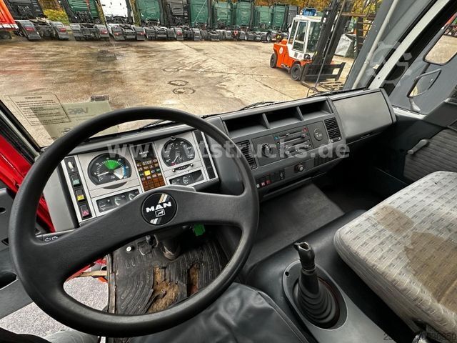 Kipper LKW MAN 10.153 LAEC 4x4 Atlas-Ladekran DSK