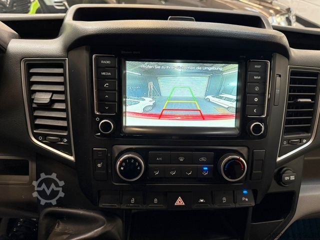 High top van HYUNDAI H350 Kasten L2H2 Klima Tempo NAVI R-CAM AHK 3,0T