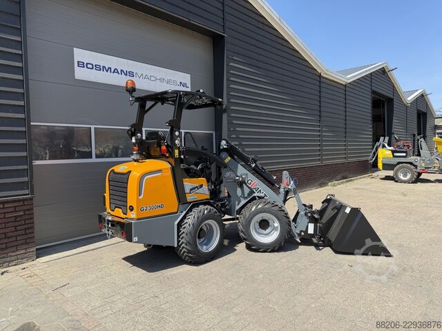 Giant G2300 HD mini loader NEW with pro-inching GIANT G2300 HD minishovel NIEUW pro-inching