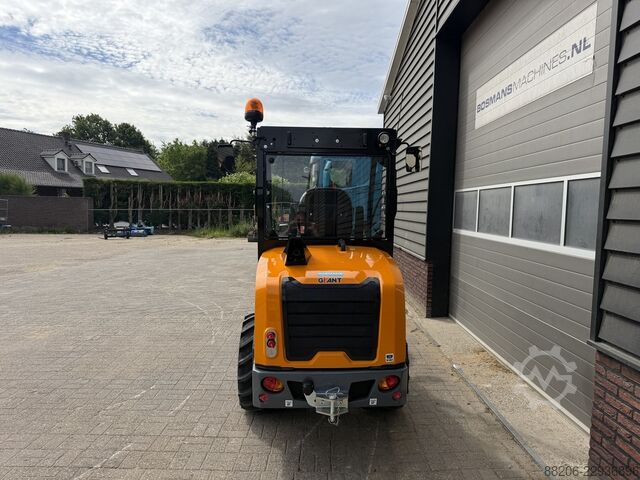 GIANT G2700 HD+ mini loader NEW €695 LEASE GIANT G2700 HD+ minishovel NIEUW €695 LEASE