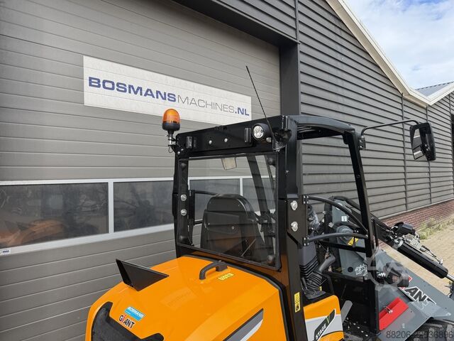 GIANT G2700 HD+ mini loader NEW €695 LEASE GIANT G2700 HD+ minishovel NIEUW €695 LEASE