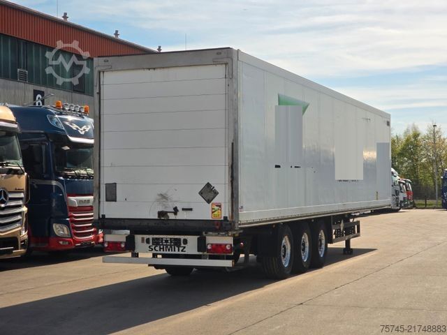 Box semitrailer SCHMITZ CARGOBULL SKO24 * ROLLTOR * LIFTACHSE * KOFFER