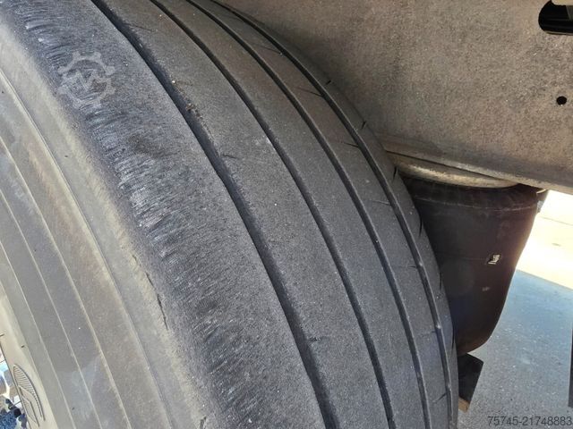 Box semitrailer SCHMITZ CARGOBULL SKO24 * ROLLTOR * LIFTACHSE * KOFFER