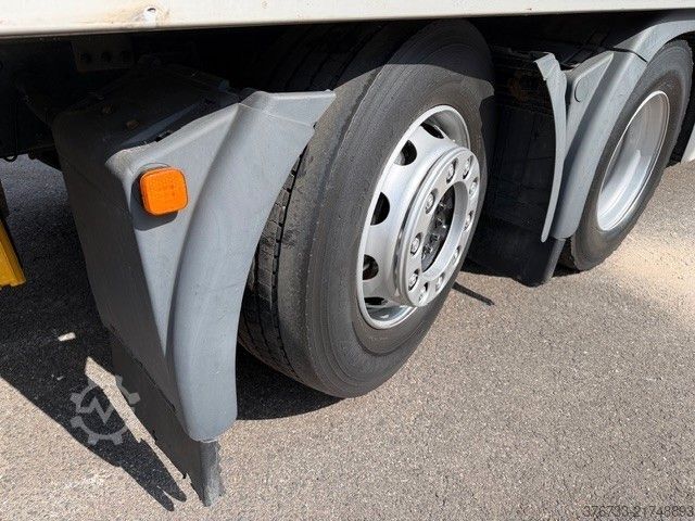 Refrigerated truck MAN TGS 26.360 6x2-4 BL ¤6D manuell Lenkachse Klima