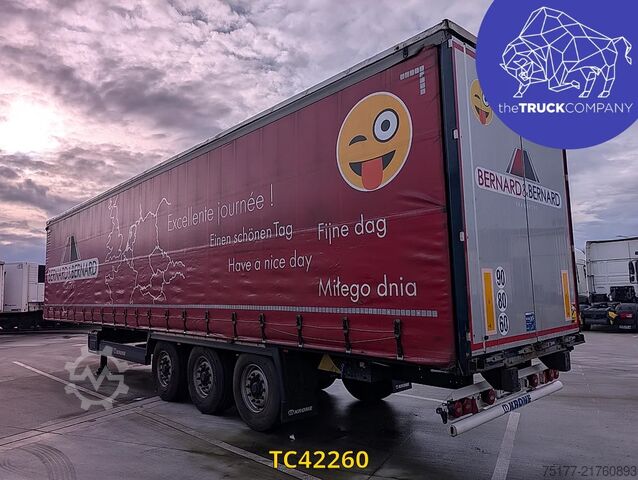 Sliding tarpaulins Krone 