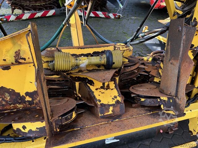 New Holland 750 SFIE     Kemper New Holland 750 SFIE     Kemper