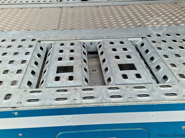 Car carrier van Volvo FH 500 Globetrotter XL Cartransporter Blyss Mod...