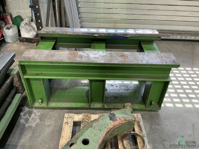 Horizontal lathes TOS SU 125x8000mm 1991 TOS SU 125x8000mm