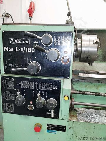 Leit- und Zugspindeldrehmaschine Pinacho L-1/180