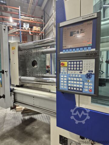 Injection molding machine KraussMaffei KM 130/750 CX