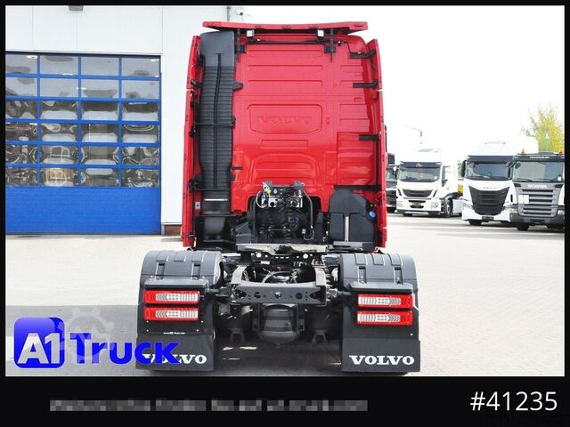Standard tractor unit VOLVO FH 500 XL, Hydraulik, Luft/Luft, Leder Alu