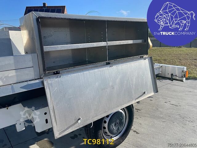 Lifting platform Renault Master Hoogtewerker