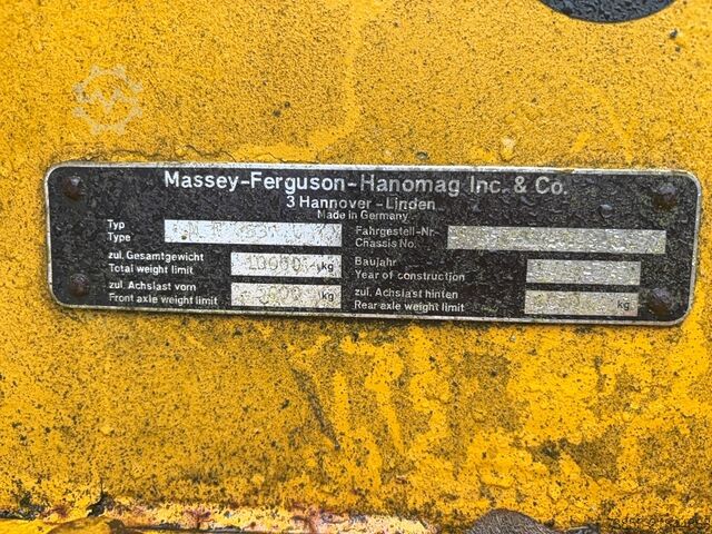 Wheel Loader Hanomag MF 33C Massey Ferguson / for parts only