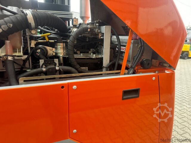 4-way forklift Combilift Hubtex DQ45/Only 3310 h/Telscopic forks