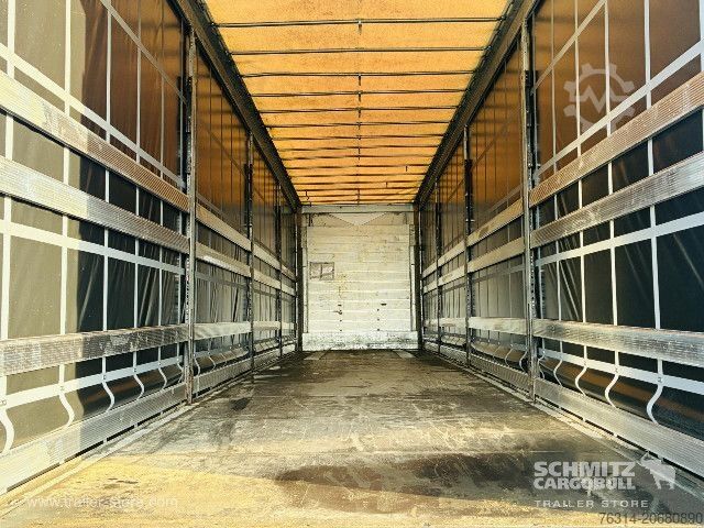 Auflieger mit Pritsche & Plane Schmitz Cargobull Curtainsider Mega Getränke