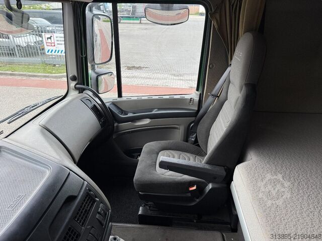 Containertransport DAF XF105-460 Manual, Retarder, 10 Wheels