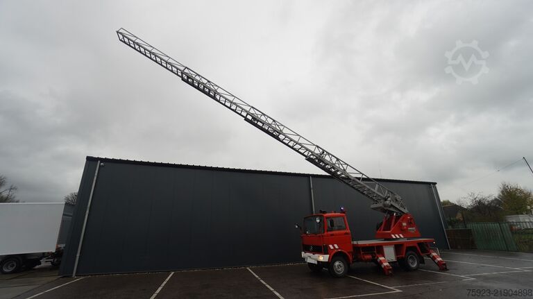 Fire engine Mercedes-Benz 809 fire ladder truck