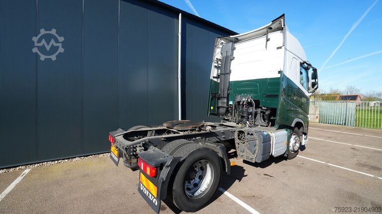 Standard-SZM Volvo FH 420 tractor unit