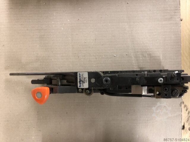 Hohner and Muller Martini suture heads Hohner en Muller Martini breed, smal en oognieten