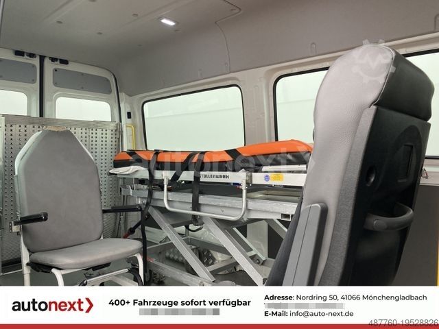 Feuerwehrfahrzeug VOLKSWAGEN Crafter 35 Aut. KTW Krankentransport Liege+Trage