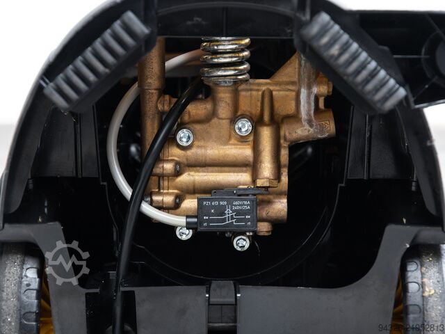 Kärcher HD 7/18-4M Pressure Washer Kärcher HD 7/18-4M - 700l/h - 180bar - 5kW