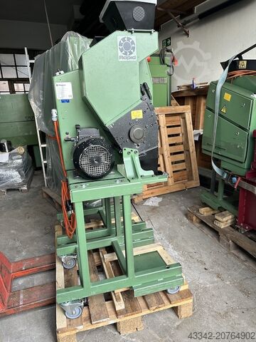 Mühle zur Zerkleinerung von Kunststoffen Mühle RAPID 1521