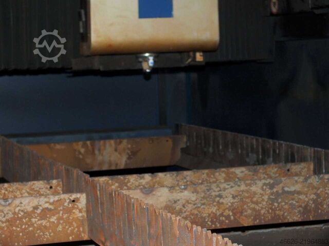 Laser cutting machine TRUMPF TruLaser 5030 Fiber