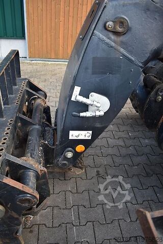 Telescopic loader Manitou MT1335