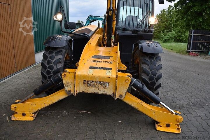 Telescopic loader JCB 540-140